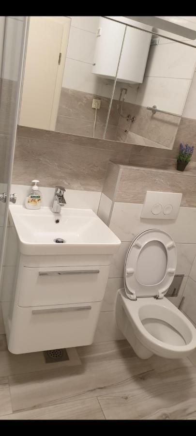 מאקרסקה Apartman Petra מראה חיצוני תמונה